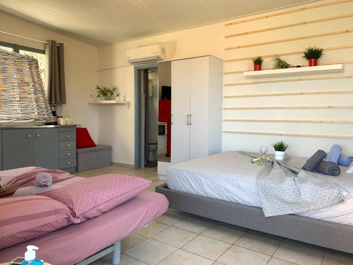 הוילה Poros Town Olive Hill Private House מראה חיצוני תמונה