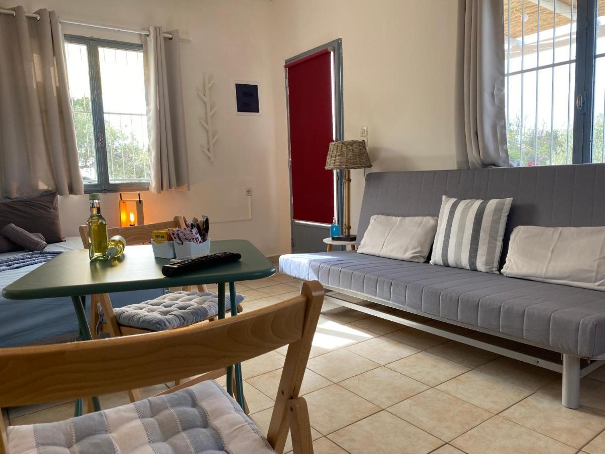 הוילה Poros Town Olive Hill Private House מראה חיצוני תמונה